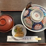 233536612 - 上中詰め丼