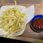 ホルモン たくちゃん - フライドポテト400円