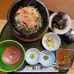 杉の木 - 料理写真:「サーモン・いくら石焼き飯」@1680 (みそ汁・刺身付き)