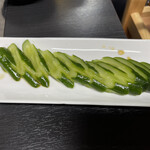 ホルモン たくちゃん - きゅうり漬け300円