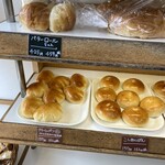 ケーワン - クリームパンとあんパンのコーナー