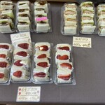 ケーワン - ヘレ・エビ・イチゴBOXだけの特設コーナーがありました