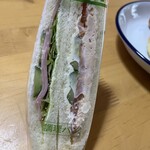 ケーワン - ツナサンドのペアはタマゴとハムがあります
      今回はハムを選びました