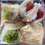 ケーワン - このBOX一つでタマゴ・ハム・カツ・ツナ・イチゴが全部入っています