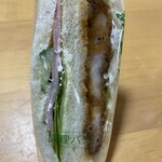 ケーワン - カツサンドのペアはタマゴとハムがあります
      今回はハムを選びました