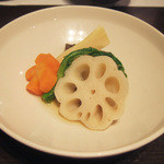 藤吉 - 江戸野菜の煮物(650円)