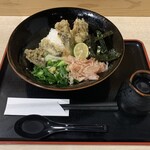 豊前裏打会 萬田うどん - 舞茸天とすだちのぶっかけうどん 冷 大盛 （1,100円）2023.11