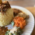 Electric Beans Cafe 豆電球 & Spice Curry Delico - 