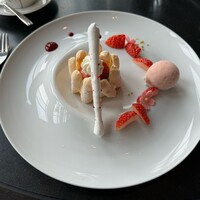 DINING & BAR TABLE 9 TOKYO - 