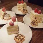 スパイスカフェ - ケーキわけわけ