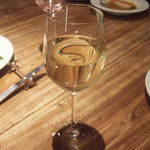 スパイスカフェ - ワイン3種セット(1600円)のアトゥラ・ブラン