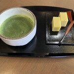 舟和 - お抹茶と芋ようかんのセット800円