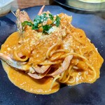 Tom's Cafe - 渡り蟹と赤海老のトマトクリームパスタ