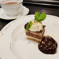 アズ フィノム - 