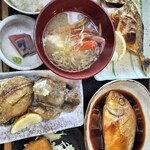 福浦漁港 みなと食堂 - 