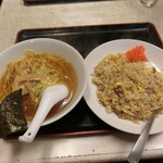熊猫 - 炒飯&小ラーメン　920円