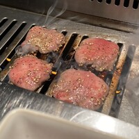 焼肉うしごろ 新宿三丁目店 - 