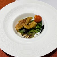 中国料理 龍鳳(ホテルアゴーラリージェンシー大阪堺) - カサゴの唐揚げサラダ仕立て油淋ソース
