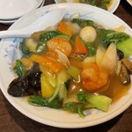 けん蔵 - 五目あんかけかた焼きそば　950円