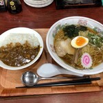 Kicchin Hiro - 拉麺・ミニカレー　680円