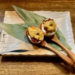 遊酒食堂 宇都宮 - ウニイクラon the煮卵(1,100円)