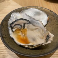 築地青空三代目 本店 - 生牡蠣