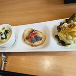 DEPART BR - ランチの前菜
洋風茶碗蒸しが美味しかったです♪