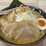 北海道らーめん小林屋 - 味噌チャーシュー麺￥1050