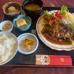 和乃食　ほてい - 煮込みハンバーグ定食　1,700円