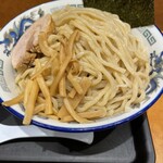 舎鈴 - 麺皿アップ