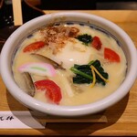 Udombou - 雑煮うどん(1,300円)
                        讃岐白味噌仕立てのうどん･あん餅入り