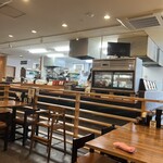 かつ丼吉兵衛 - 厨房
