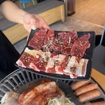 Yakiniku Kankokuryouri Yaku Yaku Shokudou - 