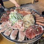 Yakiniku Kankokuryouri Yaku Yaku Shokudou - 