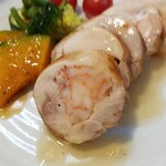 キッチン ブルー グローブ - バロンティーヌのアップ、真ん中に海老が見えます