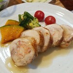 キッチン ブルー グローブ - 鶏もも肉と海老のバロンティーヌのアップ