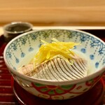 多仁本 - なんとも美味しそう！　美しい鰤大根です。