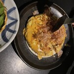 くいもの屋 わん - ふわふわたまご、味はお好み焼きに近い