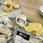 8TH SEA OYSTER Bar - 