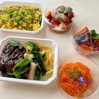 LUNCH　BOX