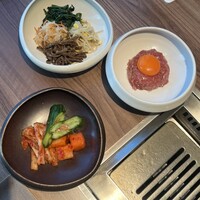 焼肉うしごろ 新宿三丁目店 - 
