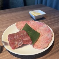 焼肉うしごろ 新宿三丁目店 - 