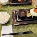 下北沢 とろける大人のハンバーグ - 