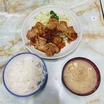 お食事 まるやま - 【ロースしょうが焼き定食】(¥1400)