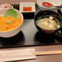 函館うに むらかみ 日本生命札幌ビル店 - 