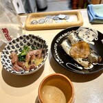 立ち飲み処 ○ - 春を先取りホタルイカ。とイワシの梅煮。