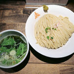 三田製麺所 - 淡麗鯛だしつけ麺　大盛