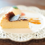 Cafe らーらぷろむなーど - バスクチーズケーキ。