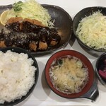 とんとこ豚 - 味噌カツ定食