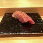 寿司割烹 魚紋 - 鮪:中トロ